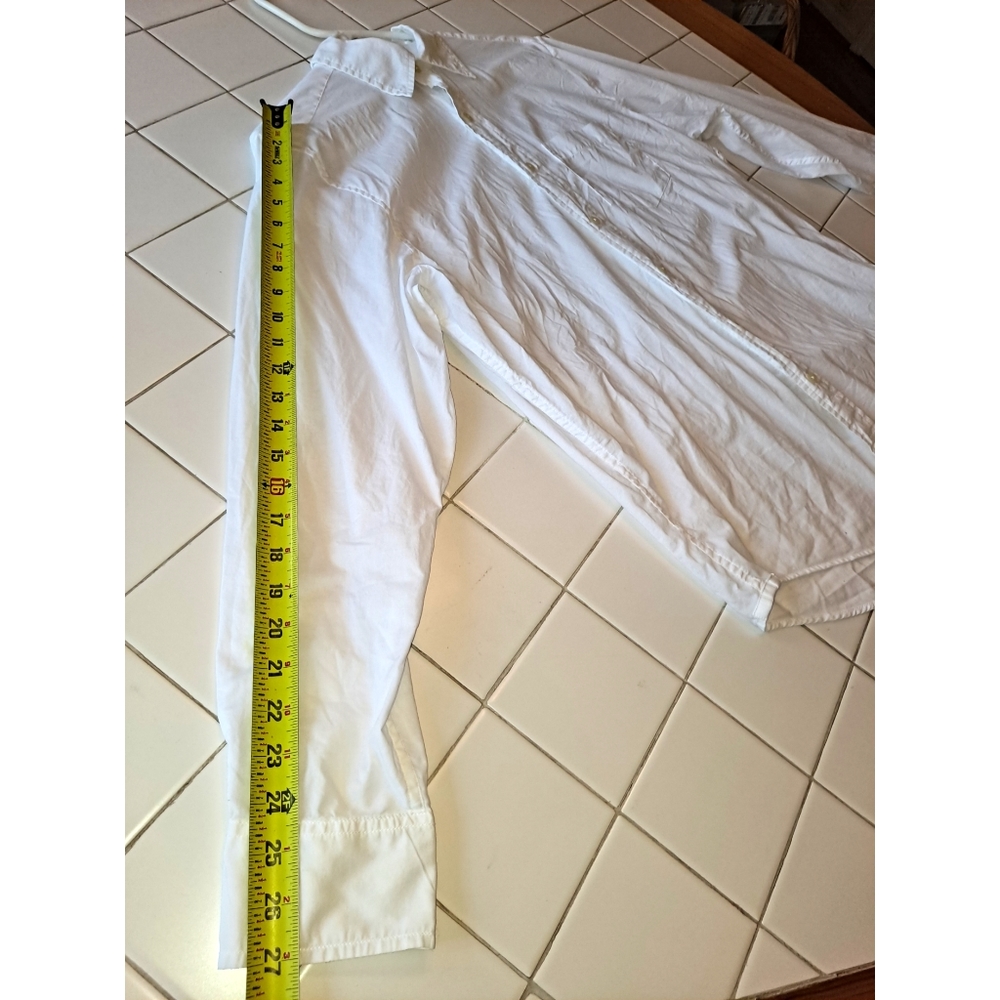 GAP white collared long sleeve button up shirt classic fit size medium blouse - Picture 4 of 14